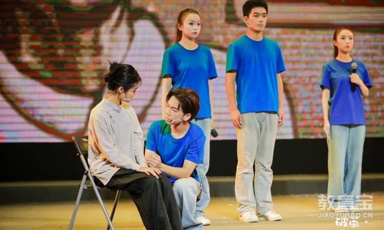 汇演朗诵照片