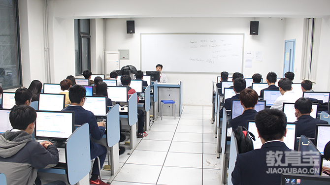 北京北大青鸟教育