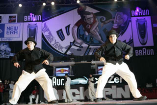 青岛锁舞_小班_费用_跳悦点舞蹈 - 青岛教育宝