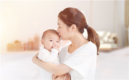 请问青岛哪里的育婴师培训好