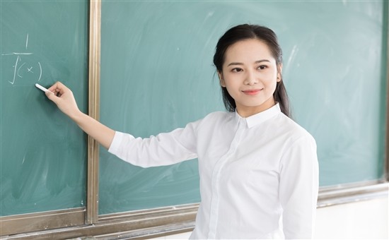 在青岛如何考取营养师