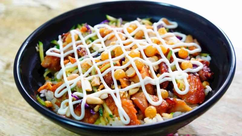 请询价想学烤肉拌饭,脆皮鸡饭去哪里好?