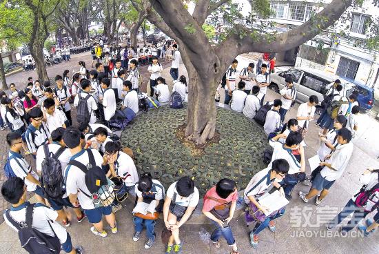 2018年上海市成人高考准考证领取时间