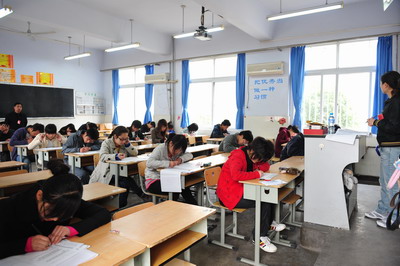 深圳学历提升自学考试公共课考试难度大吗