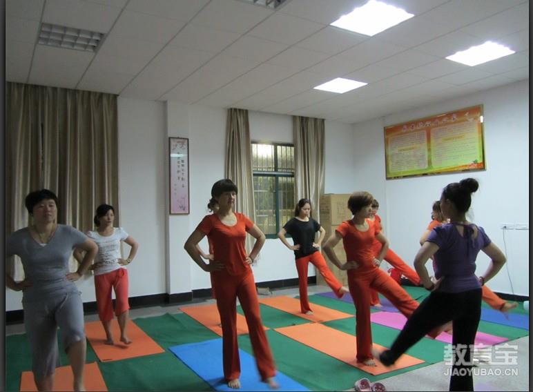 长期坚持瑜伽练习对一个女人的改变 瑜伽功效