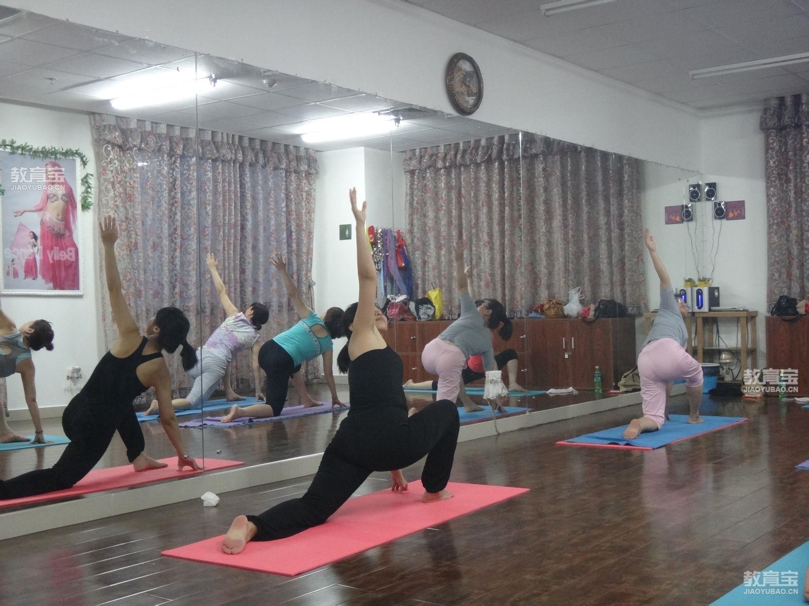 瑜伽体式对五脏六腑的好处 瑜伽养生