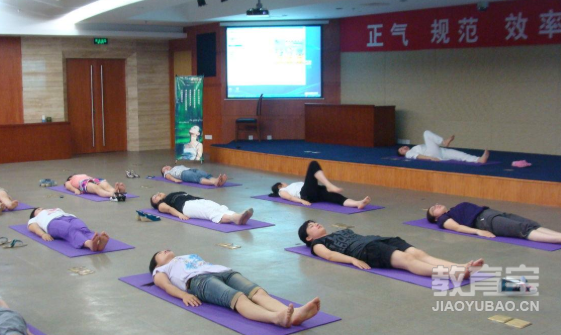 排毒素通气血的瑜伽体式练习 练瑜伽的好处