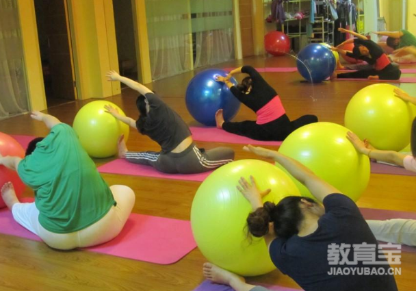 14个难度高的瑜伽体式 瑜伽动作