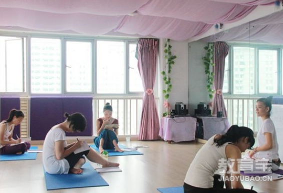 练习瑜伽体式的9大保护原则 瑜伽练习