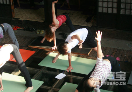 瑜伽练习能够赶走宫寒吗 瑜伽动作分享