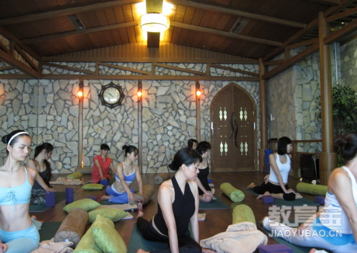 女孩子为什么要练习瑜伽呢 练瑜伽的好处