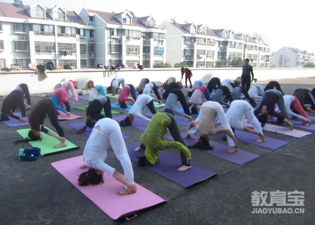 练习瑜伽有哪些经常犯的错误 瑜伽动作分享