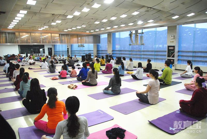 让你拥有迷人美肩的瑜伽体式练习 瑜伽基本功