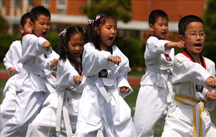 跆拳道对孩子的十大好处 跆拳道学习