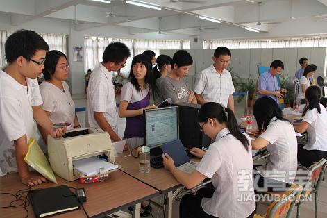 告诉你成人高考每科怎么答题    成人高考考试