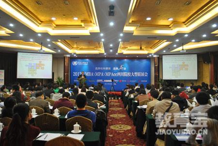 考研复习应该分阶段来学习呢    考研初试