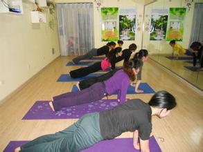 盘点25个常见瑜伽体式的细节      考研学习