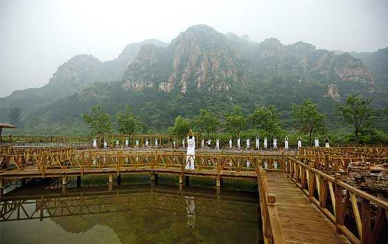 这几个瑜伽体式体式可以帮你打开胸腔 瑜伽练习