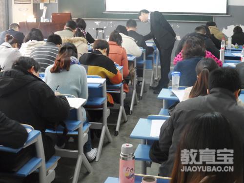 早考研晚考研的差别在哪   考研时间