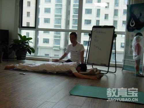 练完瑜伽饮食上需要注意什么呢  瑜伽动作