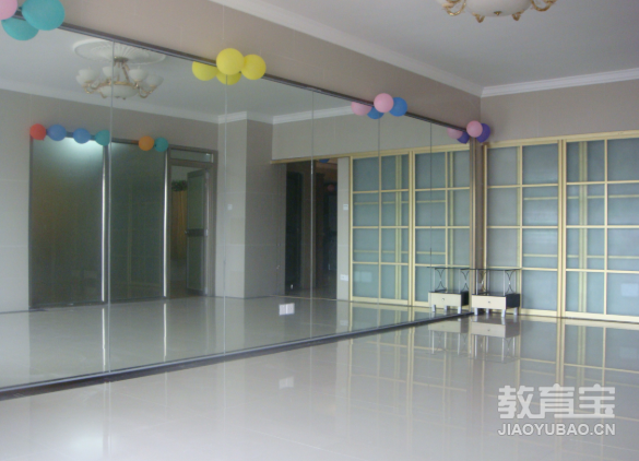 适合减肥女性练习的瑜伽动作分享