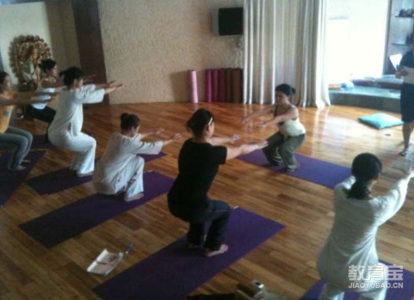 练习瑜伽可以改善人体亚健康