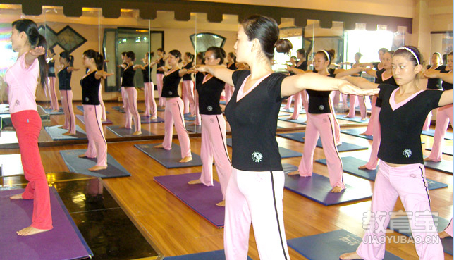 缓解肩颈不适的瑜伽序列汇总