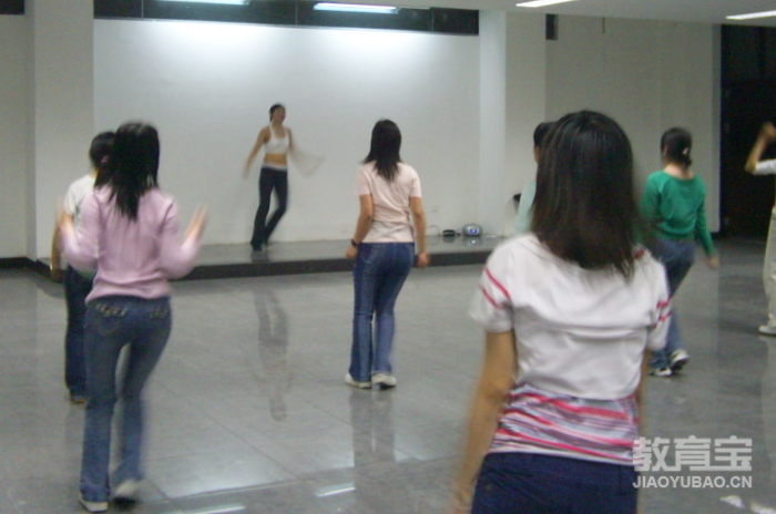 练习平衡力的瑜伽动作分享