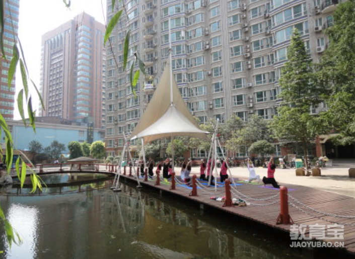 练习瑜伽可以愉悦心情练出好的身体