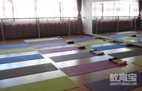 6个站立式瑜伽动作练习方法