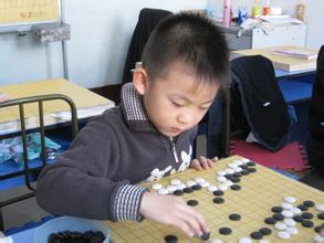学围棋对孩子成长有哪些好处