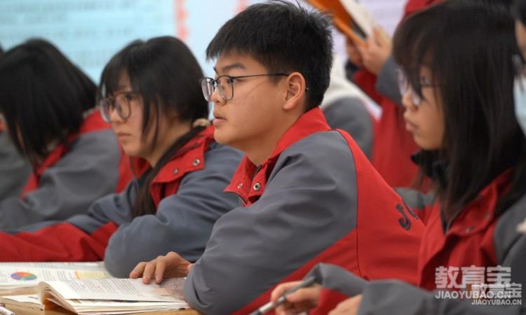 学生上课