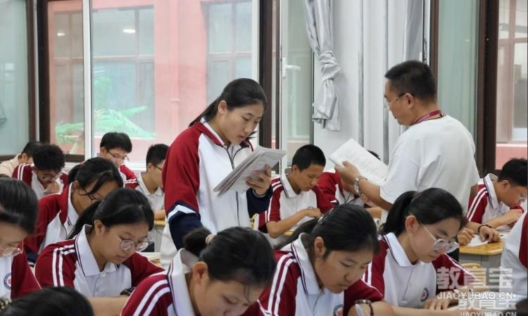 学生上课