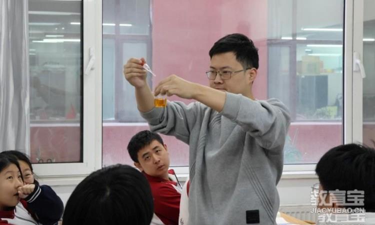 学生上课