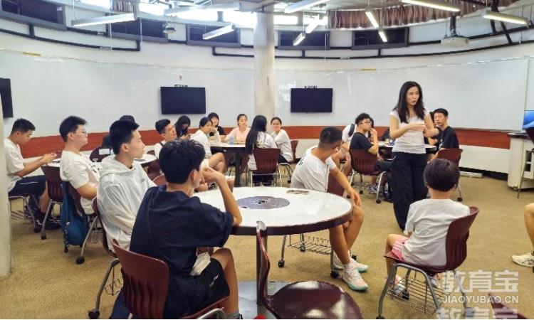 学生上课