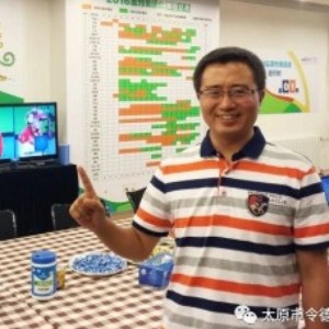  贺海鹏