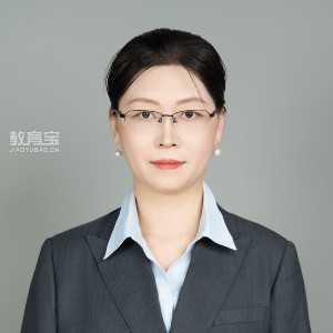 李新芳