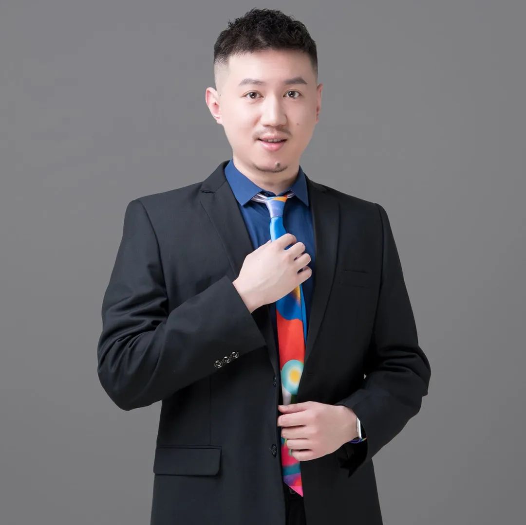 李季Kee.jpg