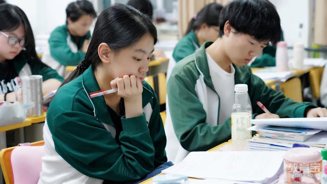 宋雷锦1.jpg